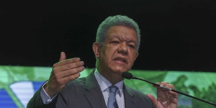 Leonel a Abinader: «Le hemos dado gabela a usted durante tres años y medio»