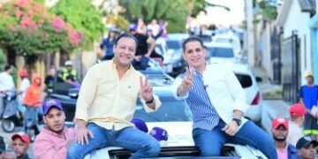 Abel en caravana en Santiago: «¡El orden sigue con Víctor Fadul!»