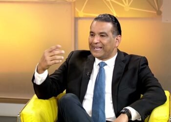 Ciudadanos respaldan a Luis Alberto como candidato a alcalde de SDE durante caravana