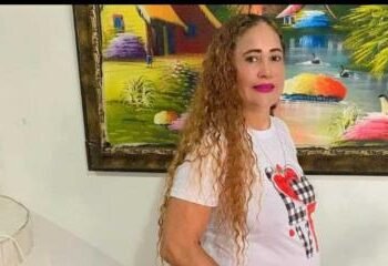 Fallece mujer que fue quemada por expareja en Salcedo