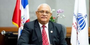 Hackean celular del tesorero nacional; desconocidos piden dinero a nombre del funcionario