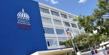 Ministerio de Trabajo recuerda que este domingo, día elecciones municipales, «no es laborable»