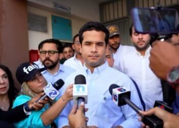 Omar Fernández pide a dominicanos votar masivamente y con criterio