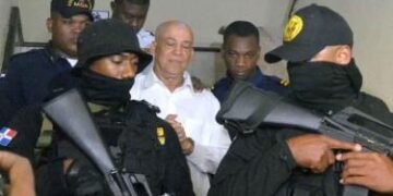 Condenan a cinco años de prisión a Johnny Portorreal por estafa a la familia Rosario