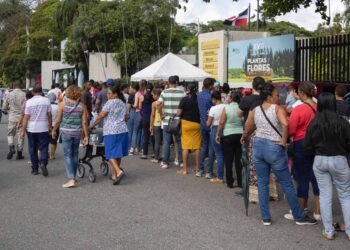 «El Rincón de las Orquídeas» recibe masiva asistencia en su tercer día en el Jardín Botánico