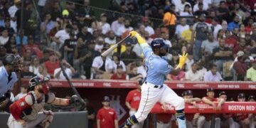 Junior Caminero es enviado a ligas menores por Tampa