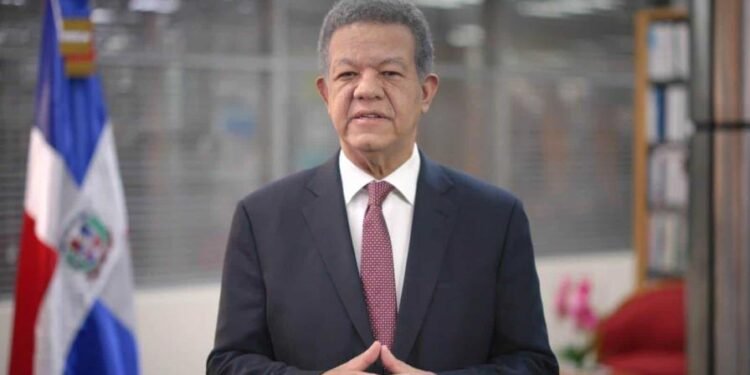 Leonel sobre canal río en Masacre: Abinader actuó como candidato, no como estadista