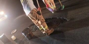 Aerodom reparará tramo afectado por la formación de un agujero en pista del AILA