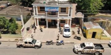 Cesfront apresa a diez haitianos indocumentados en un hotel de Dajabón