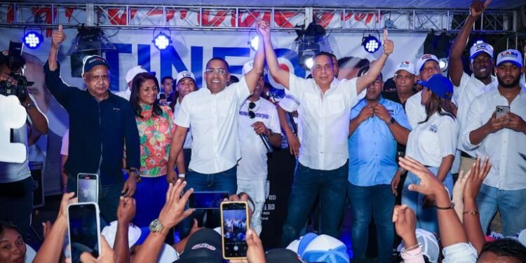Dirigentes PRM en Monte Plata garantizan triunfo Luis Abinader con más de 70%