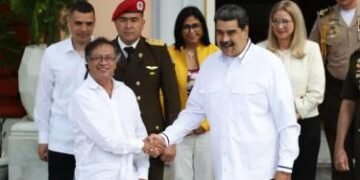 El presidente Nicolás Maduro recibirá a Gustavo Petro este martes en Caracas