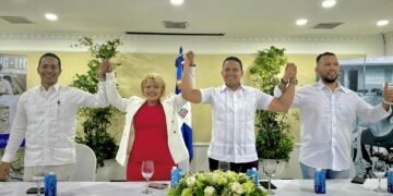 Elías Matos recibe respaldo de exaspirante a regidora del PRM para continuar diputación