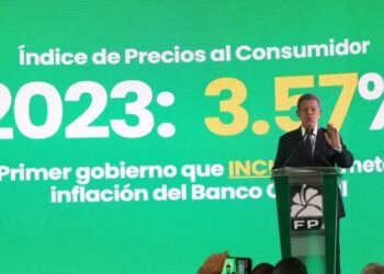 Leonel Fernández considera «nula» la sentencia que excluye a candidatos de Fuerza del Pueblo