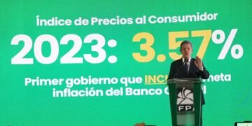 Leonel Fernández considera «nula» la sentencia que excluye a candidatos de Fuerza del Pueblo
