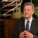 Leonel se reunirá cada lunes con la prensa