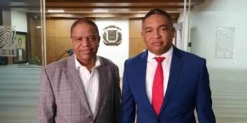Presentan a Yván Lorenzo como representante de Abel Martínez en la JCE y arremete contra el gobierno