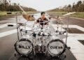 El baterista ecuatoriano Billy Cueva lanza su primer video solista “OK”