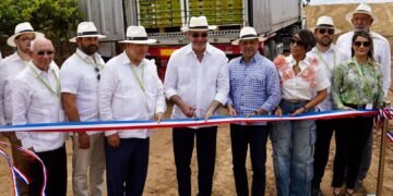 Presidente Abinader y Ministro Limber Cruz Inician Exportaciones de Uva Dominicana: Un Hito en la Agroindustria Nacional