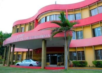 Denuncian Colegio de Periodista está al borde del colapso