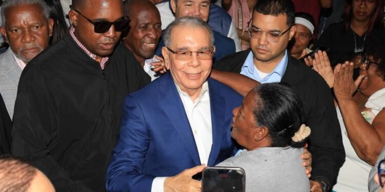 Danilo Medina asegura que «ya la gente reconoce que se equivocó» al sacar al PLD del poder