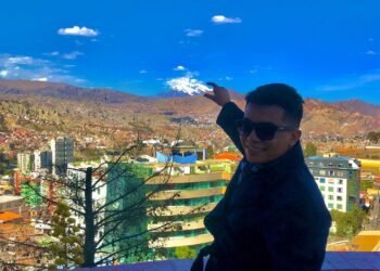 Felipe Bacca en La Paz, Bolivia: Tradición, sabor y cultura en la Plaza San Francisco
