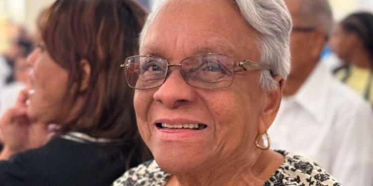 Fallece Daysi Miguelina Devers Rondón, madre del periodista cotuisano y vocero de la DNCD, Carlos Devers
