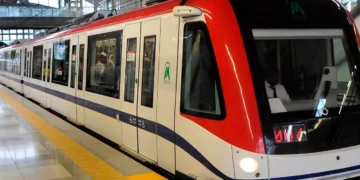 Denuncia cierre de baños en el Metro de Santo Domingo: “Eso es un crimen y un abuso”