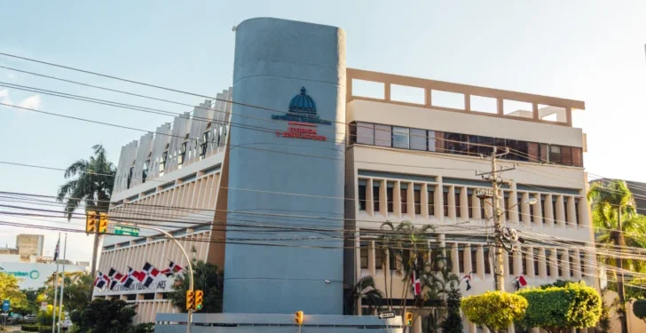 Auditoría detecta en Ministerio de Vivienda irregularidades en uso de recursos de 2022 a 2023
