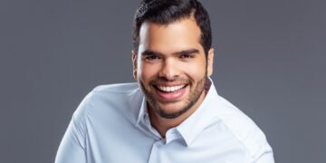 Diputado motiva a jóvenes con discapacidad a perseguir sus sueños en jornada “Diputados por un Día”