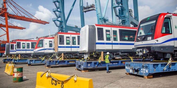 OPRET recibe dos nuevos trenes acoplables para operar con seis vagones en el metro