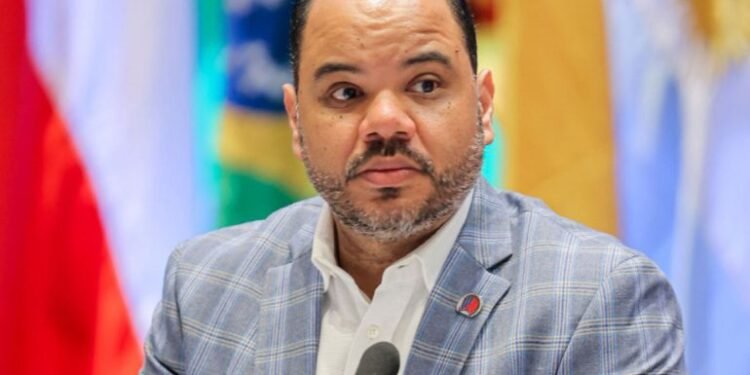 Pablo Ulloa plantea siete claves para una reforma laboral justa y efectiva
