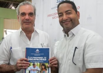Presidente Luis Abinader recibe de CONADIS el borrador del Plan Nacional de Discapacidad
