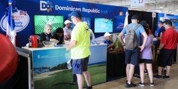 RD se destaca nuevamente en feria de aviación más grande del mundo celebrada en EEUU