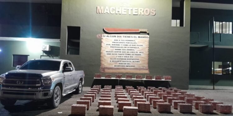 Otro contrabando de 375,000 cigarrillos ilícitos fue ocupado por el Ejército durante operativo en Montecristi