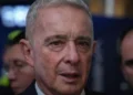Condenan a 12 años de prisión al expresidente colombiano Álvaro Uribe