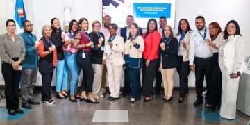 Departamento Aeroportuario entrega “Reconocimiento al Mérito” a empleados