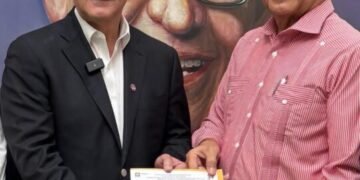 Gonzalo Castillo valida su Comité de Base