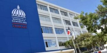 Ministerio de Trabajo reitera 16 de agosto es no laborable