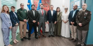 Ministro Ito Bisonó recibe delegación de Defensa de EE. UU. para intercambiar perspectivas en materia de comercio