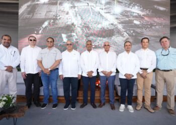 Ministro Joel Santos supervisa construcción Generadora San Felipe I