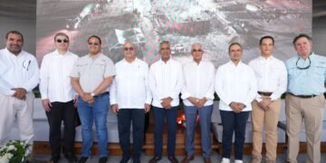 Ministro Joel Santos supervisa construcción Generadora San Felipe I
