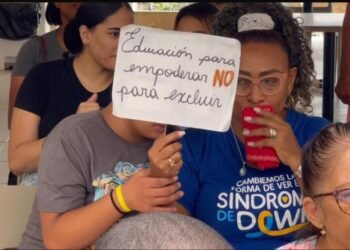 Niños con síndrome de Down no iniciarán clases por abandono institucional: “sin agua, luz, ni comida”