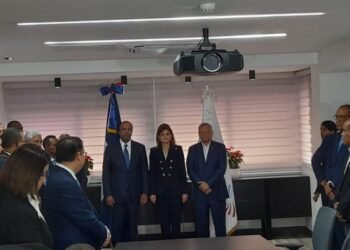 Raquel Peña juramenta a Leonardo Aguilera como presidente ejecutivo de Banreservas
