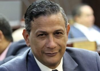 Un diputado del PRM llama político “sanguijuela” al senador Antonio Marte