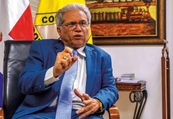 Waldo Ariel Suero: «Entre 15 mil y 20 mil médicos jóvenes están desempleados»
