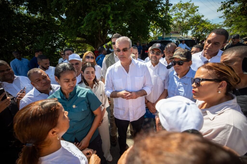 Ricardo Rosario, presidente de la Central Nacional de Detallistas Unidos (CNDU), destaca estabilidad de precios y valora respaldo del Gobierno al evitar alzas en productos esenciales pese a conflicto internacional