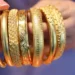 El oro toca nuevos máximos, cerca de los 4.400 dólares