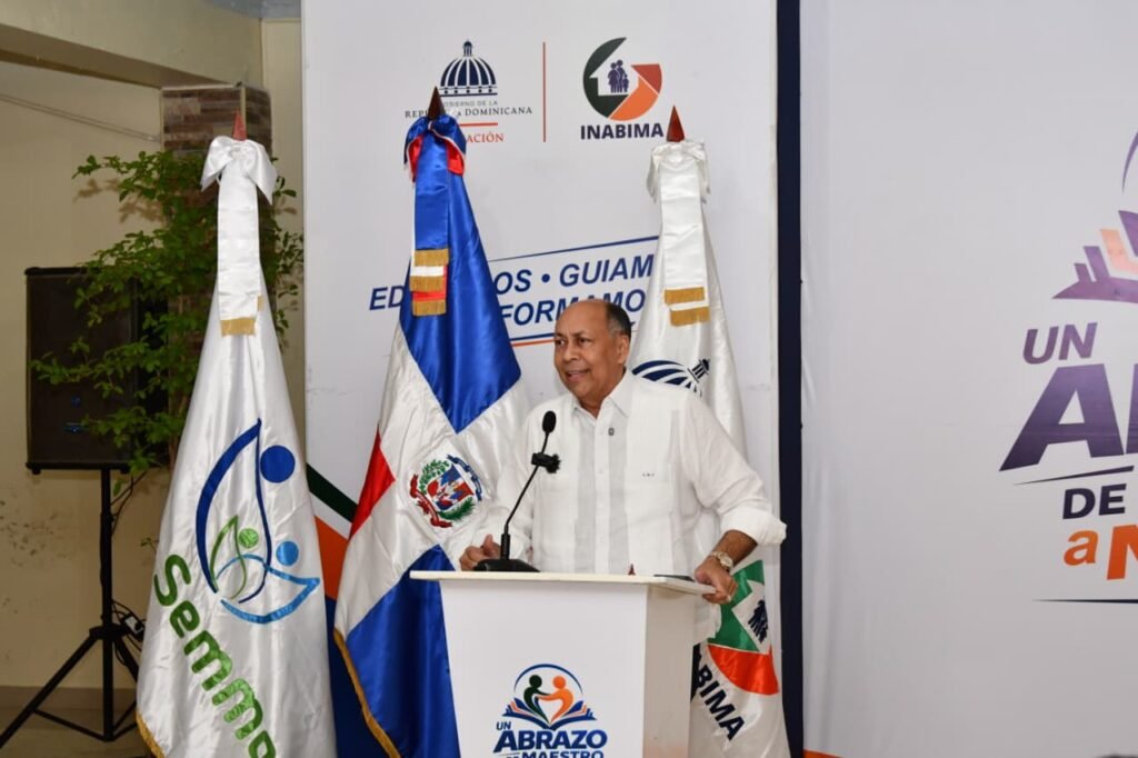 ARS SEMMA y INABIMA culminan con éxito el Regocijo Magisterial 2026 tras reunir a más de 4,000 docentes pensionados y jubilados.