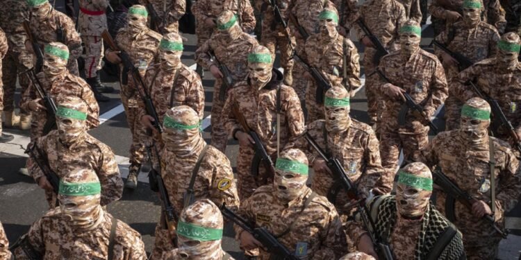 Irán hace severa advertencia a fuerzas militares de los EE.UU.
