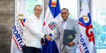 Departamento Aeroportuario y DGP acuerdan facilitar emisión de pasaportes en los aeropuertos